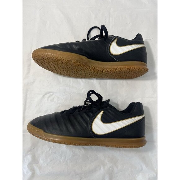 Nike Tiempo X Indoor Soccer Shoes Black/Gold Boys Size 6 Y 897735-002 - Picture 3 of 15